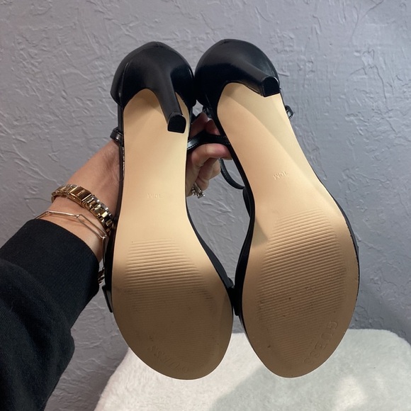 GUESS Women’s TECRU T-STRAP STILETTOS ANKLE STRAP HIGH HEELS BLACK SZ 10M - Picture 6 of 11